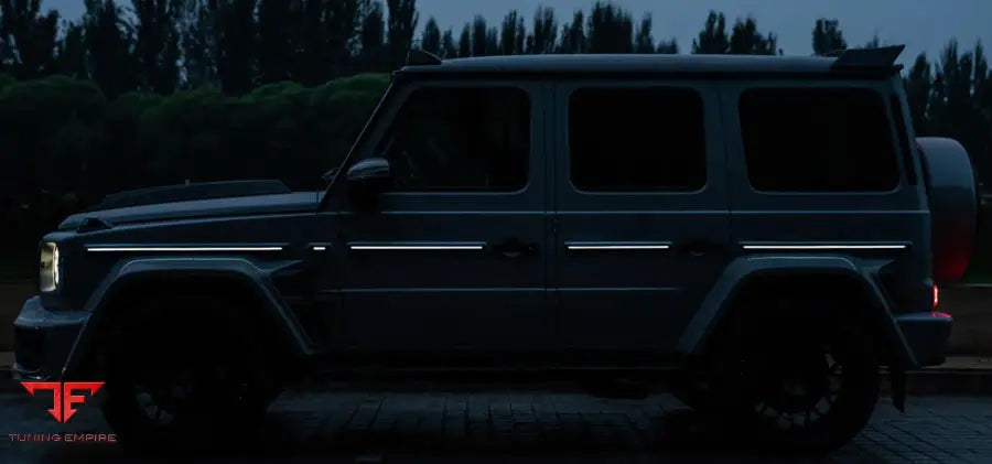 MERCEDES G63 ILLUMINATED SIDE LINE PANELS