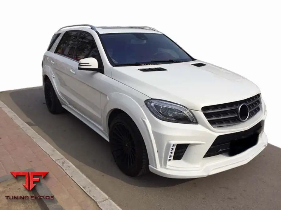 MERCEDES ML63 AMG W166 wide body kit with brake light
