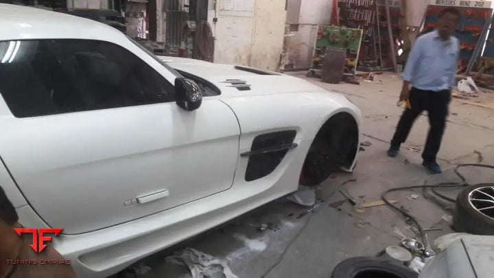MERCEDES SLS AMG BLACK SERIES STYLE BODY KIT