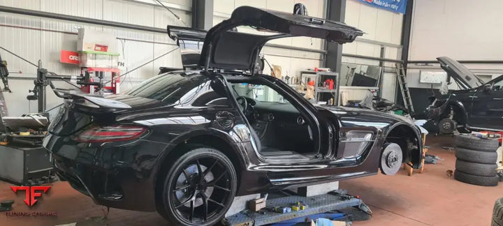 MERCEDES SLS AMG BLACK SERIES STYLE BODY KIT