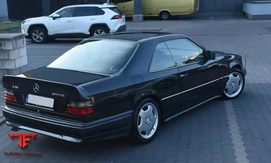 MERCEDES W124 COUPE/CABRIO BODY KIT