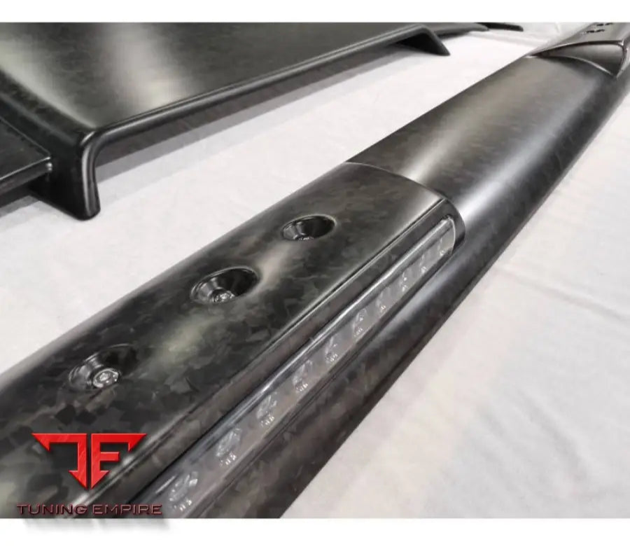 MERCEDES W463A FRONT ROOF SPOILER LIGHT BAR ATTACHMENT