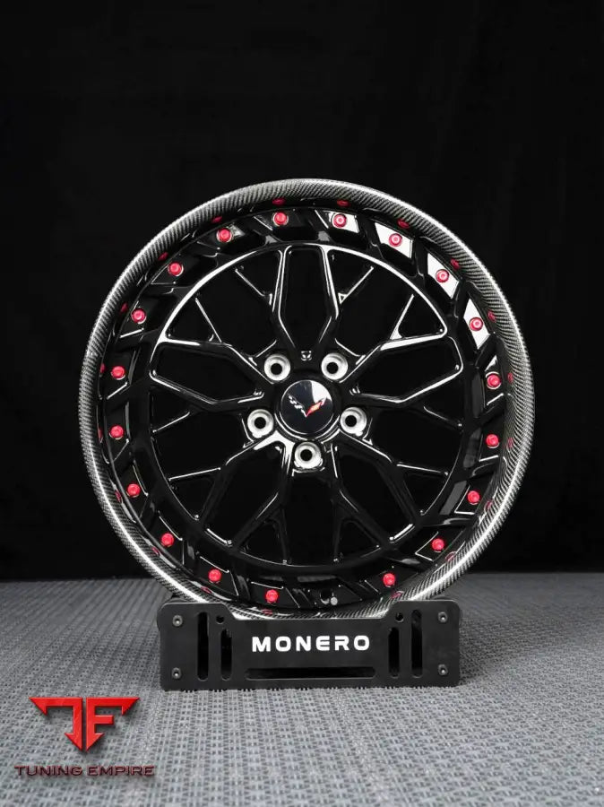 MONERO FORGED WHEELS WITH CARBON LIP