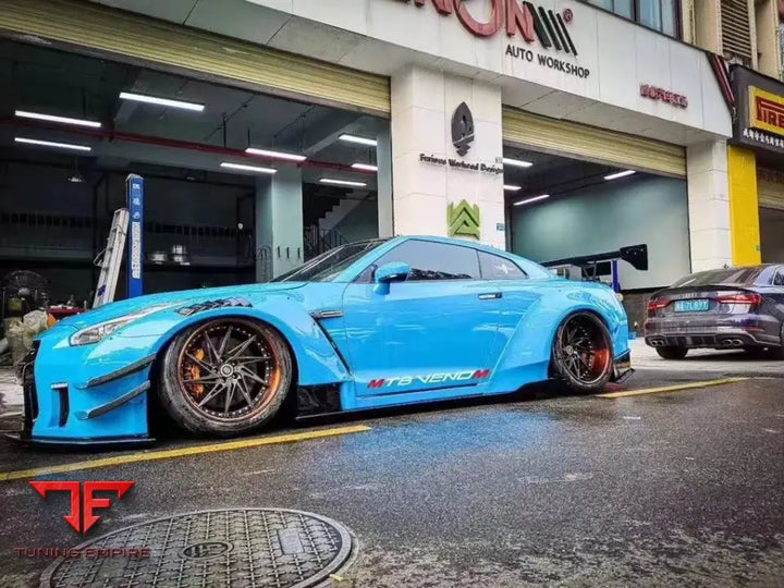 NISSAN GTR 2ND GEN. CARBON FIBER BODY KIT