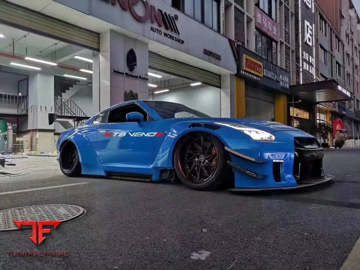 NISSAN GTR 2ND GEN. CARBON FIBER BODY KIT
