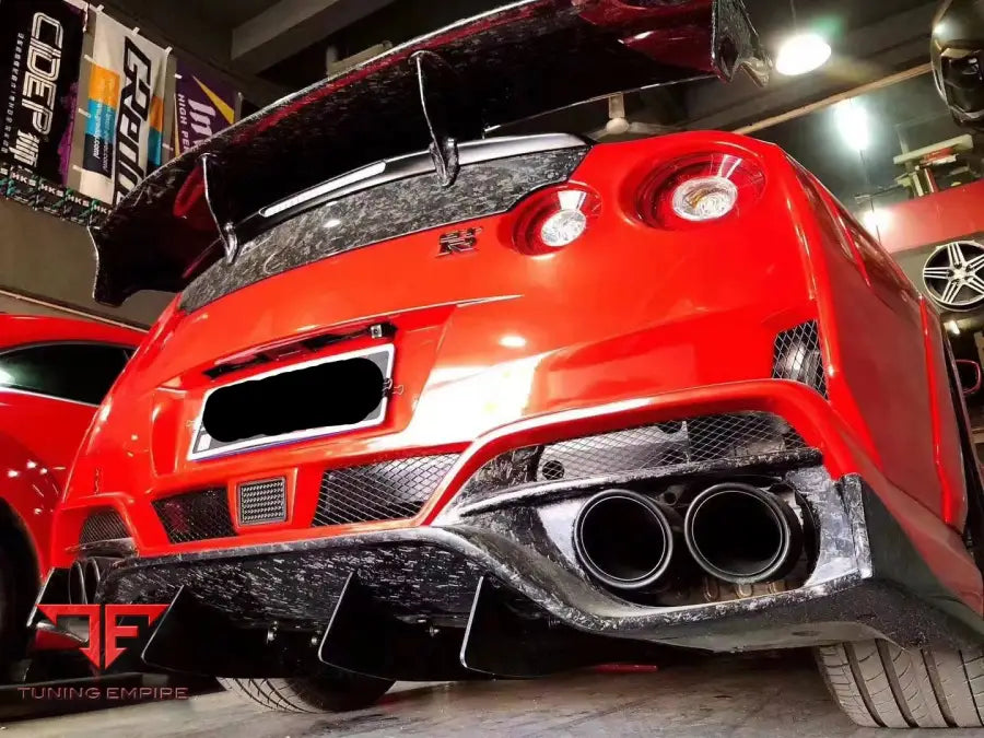 NISSAN GTR BODY KIT