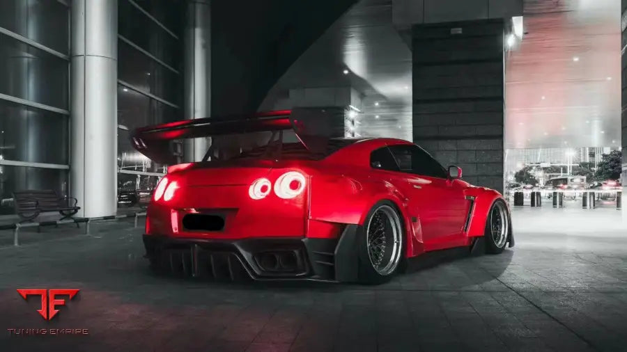 NISSAN GTR CARBON FIBER PARTS