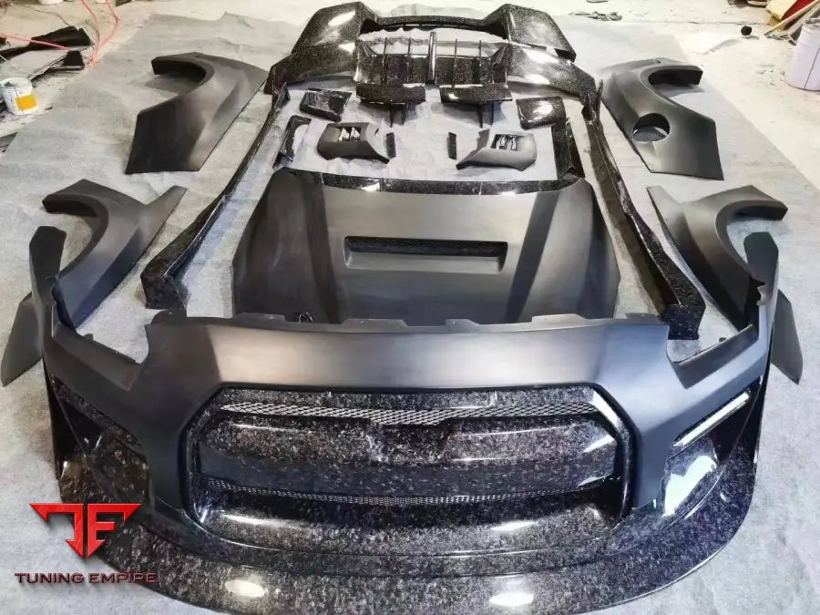NISSAN GTR CARBON FIBER PARTS