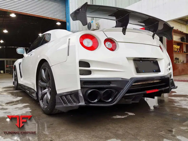 NISSAN GTR R35 2017 - 2021 CARBON FIBER BODY KIT