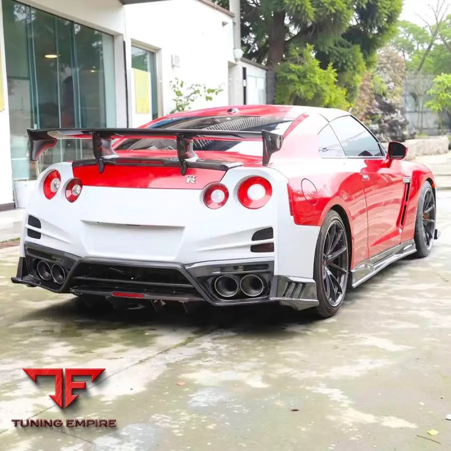 NISSAN GTR R35 BODY KIT