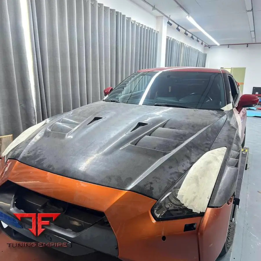 NISSAN GTR R35 CARBON FIBER PARTS