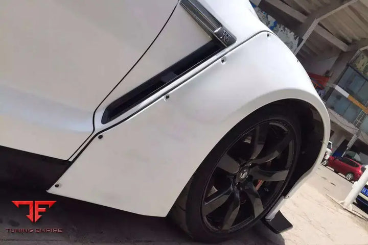 NISSAN GTR R35 CBA/DBA DE STYLE WIDE FENDER FLARES BSD