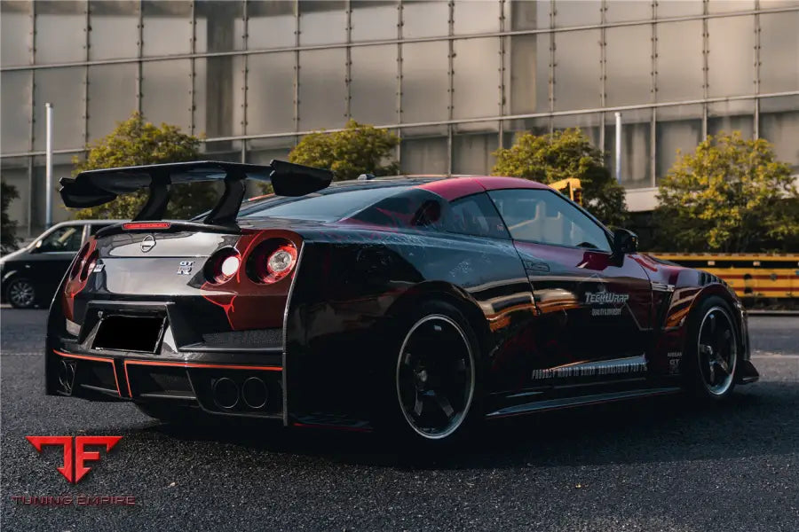 NISSAN GTR R35 CBA/DBA/EBA 2024-NISMO STYLE PART CARBON FIBER REAR BUMPER WITH BLACK LIGHT BSD