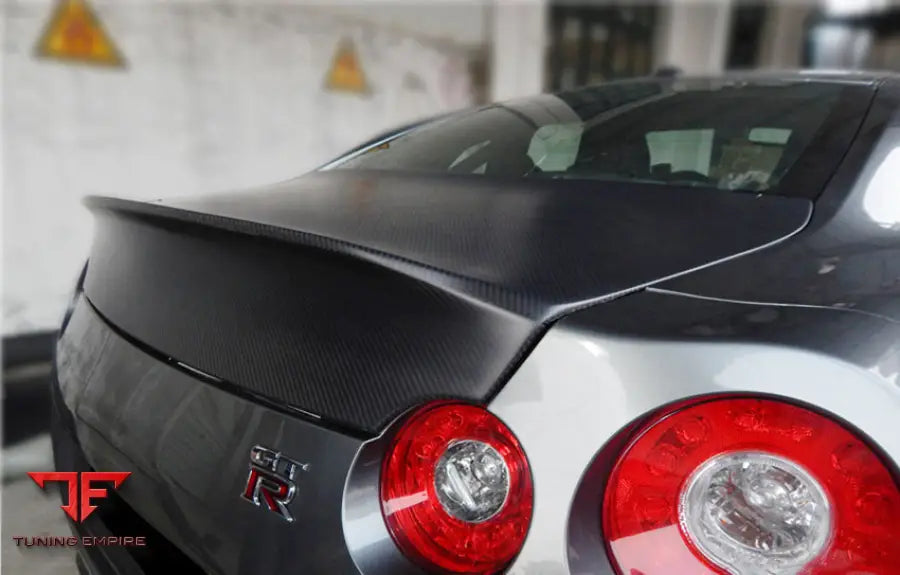 NISSAN GTR R35 CBA/DBA/EBA AMS STYLE CARBON FIBER TRUNK BSD