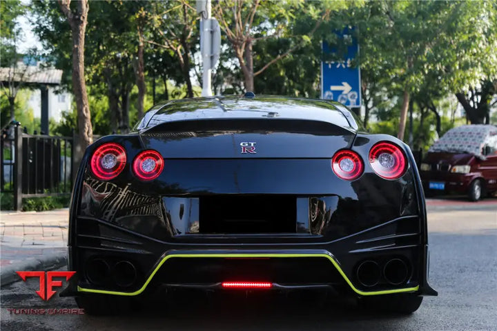 NISSAN GTR R35 CBA DBA EBA NSM STYLE PARTIAL CARBON FIBER REAR BUMPER BSD