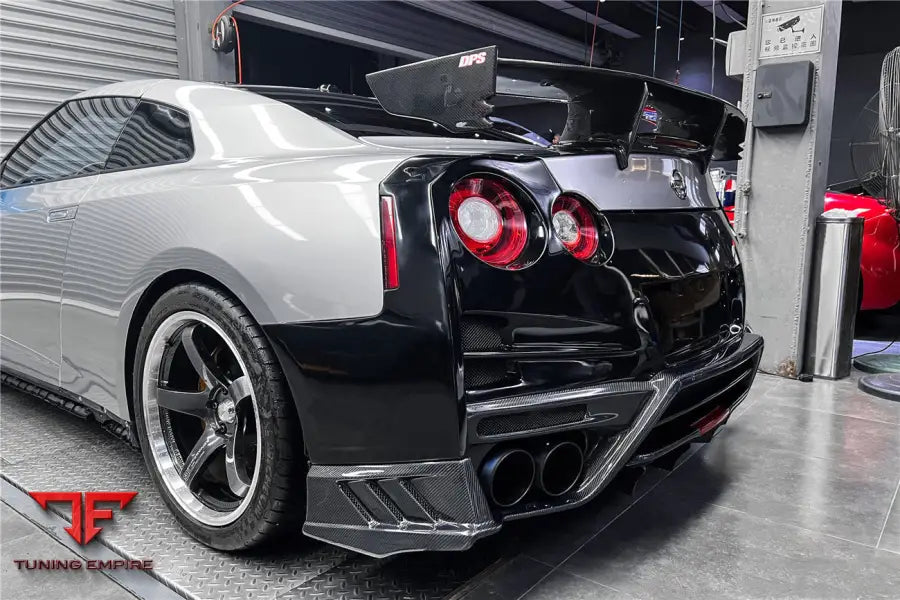 NISSAN GTR R35 CBA/DBA/EBA TS STYLE REAR BUMPER W/ DIFFUSER & FINS BSD