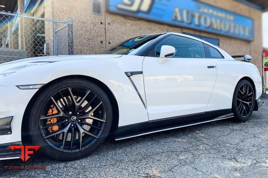 NISSAN GTR R35 CBA/DBA VA-II STYLE CARBON FIBER SIDE SKIRTS UNDER BOARD BSD