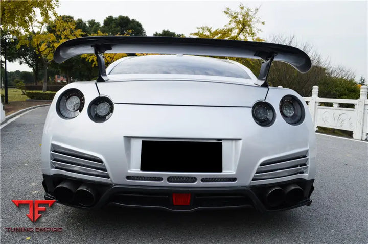 NISSAN GTR R35 CBA & DBA VA STYLE REAR BUMPER WITH DIFFUSER AND LED LIGHT BSD