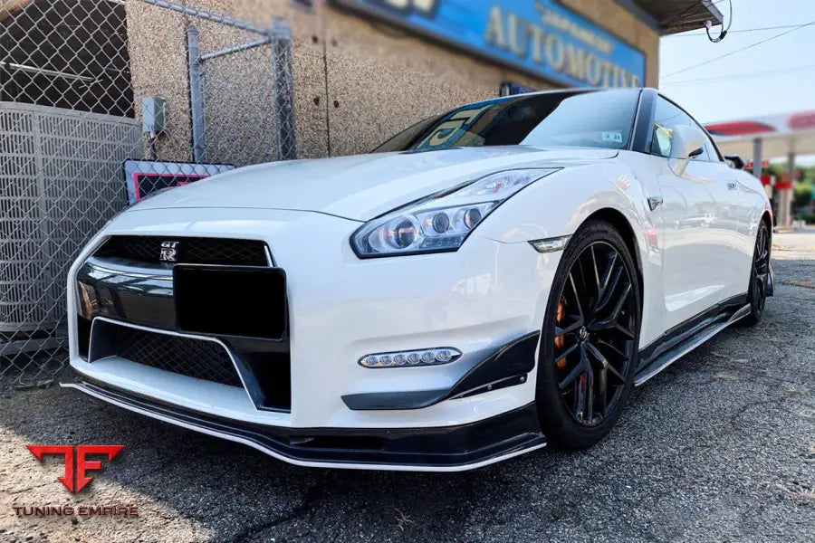 NISSAN GTR R35 DBA MINES STYLE CARBON FIBER FRONT CANARDS BSD