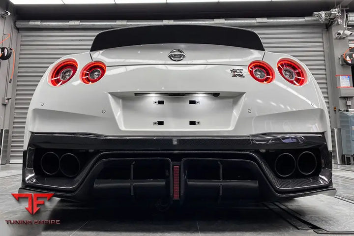 NISSAN GTR R35 EBA BKSS STYLE CARBON FIBER REAR DIFFUSER BSD