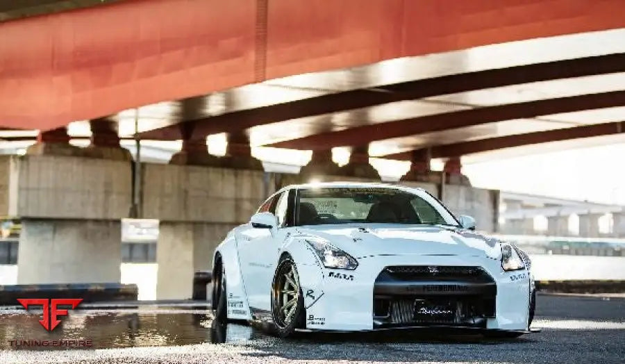 NISSAN GTR R35 LB BODY KIT