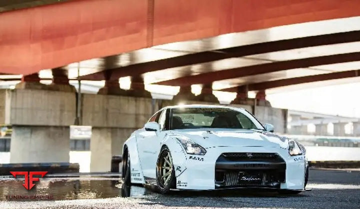 NISSAN GTR R35 LB BODY KIT