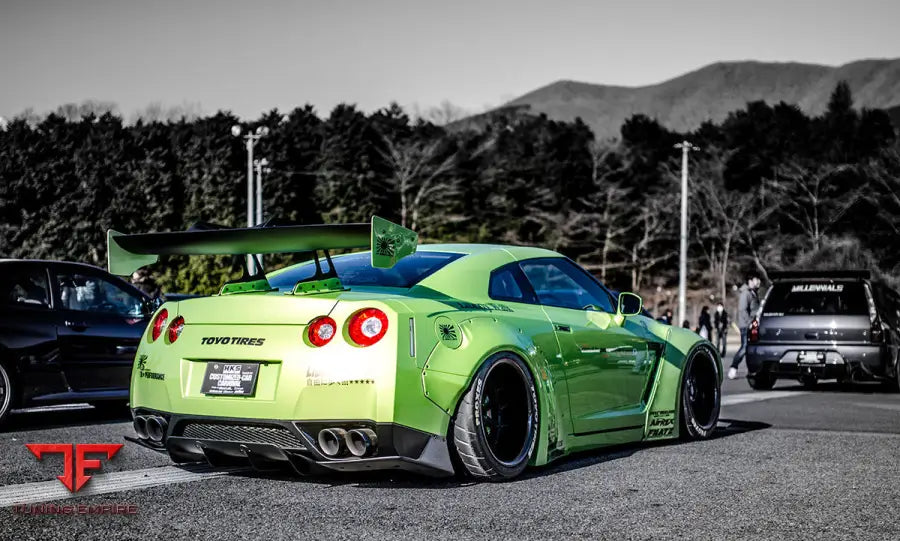 NISSAN GTR R35 LB BODY KIT