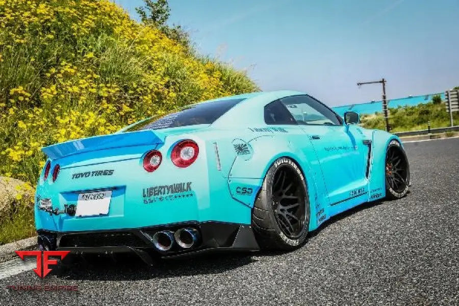 NISSAN GTR R35 LB BODY KIT