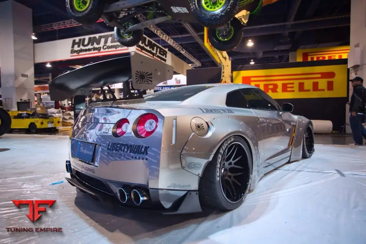 NISSAN GTR R35 LB BODY KIT