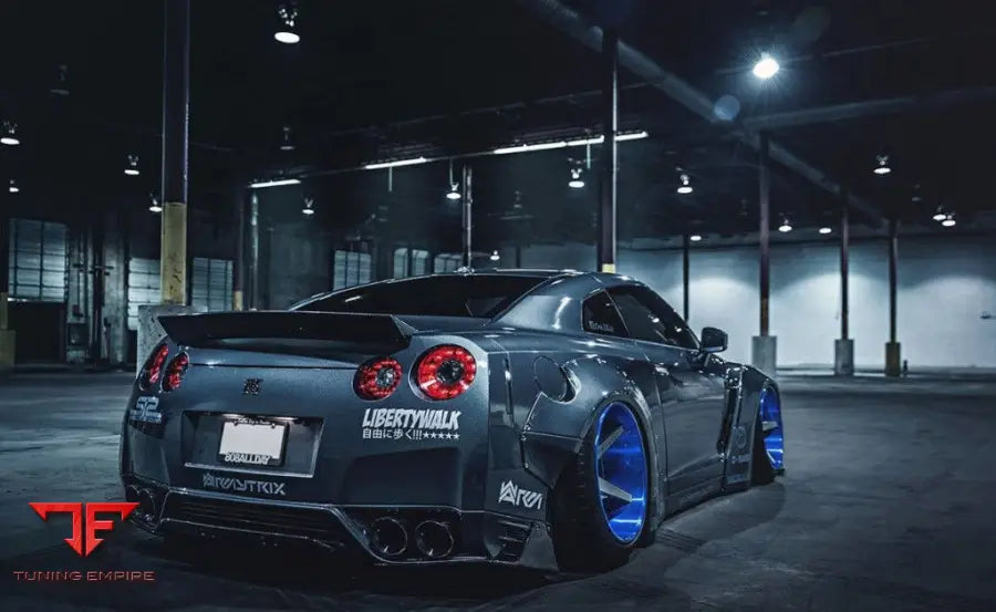 NISSAN GTR R35 LB SPOILER DUCKTAIL