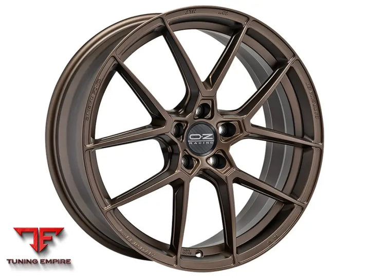 OZ Racing Estrema GT HLT wheel