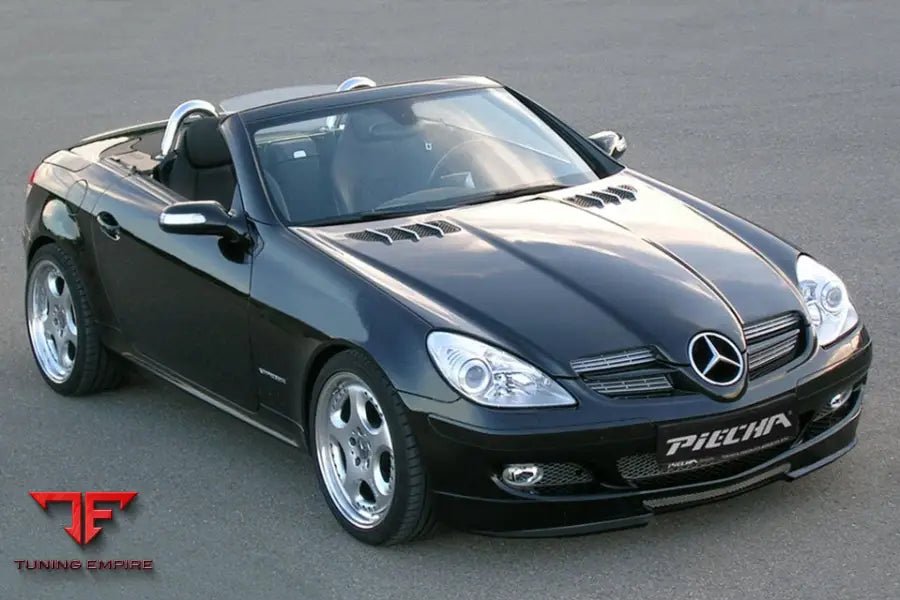 Mercedes-Benz SLK R171 with Piecha Trendsetter front spoiler lip and sill flaps