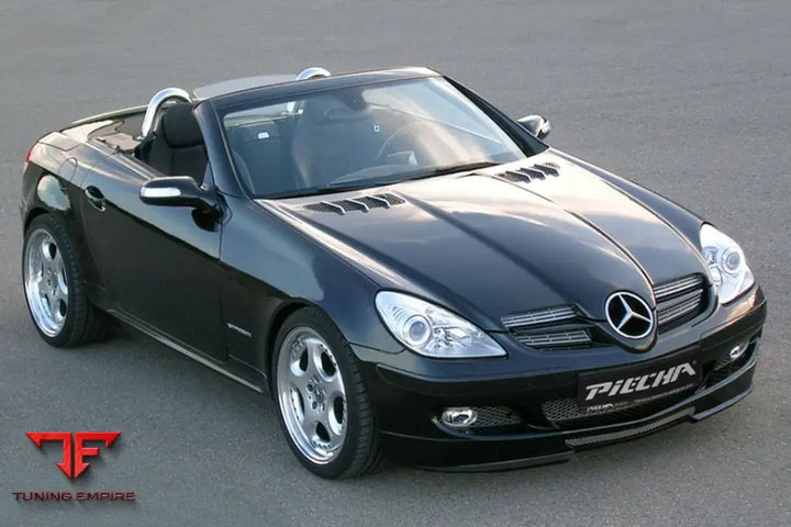 Mercedes-Benz SLK R171 with Piecha Trendsetter front spoiler lip and sill flaps