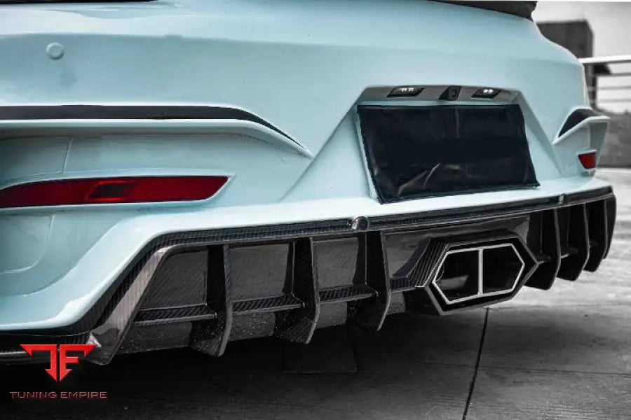 PORCHE 718 2016 + DRY CARBON BODY KIT