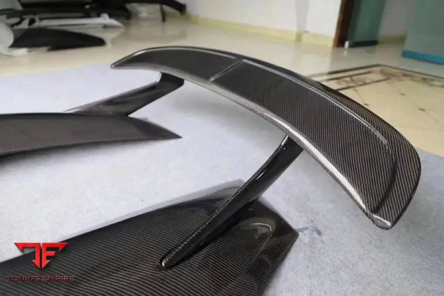 PORSCHE 718 982 DRY CARBON REAR WING SPOILER WITH CARBON COVER