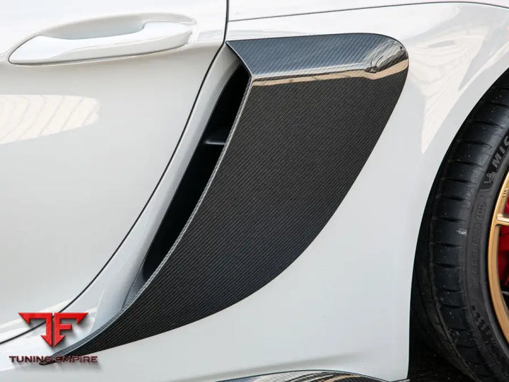PORSCHE 718 CAYMAN GT4 CARBON FIBER PARTS
