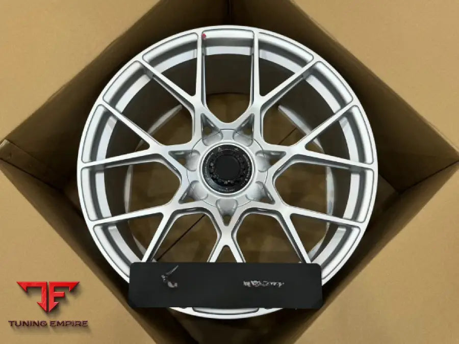 PORSCHE 718 CAYMAN GT4RS WHEELS