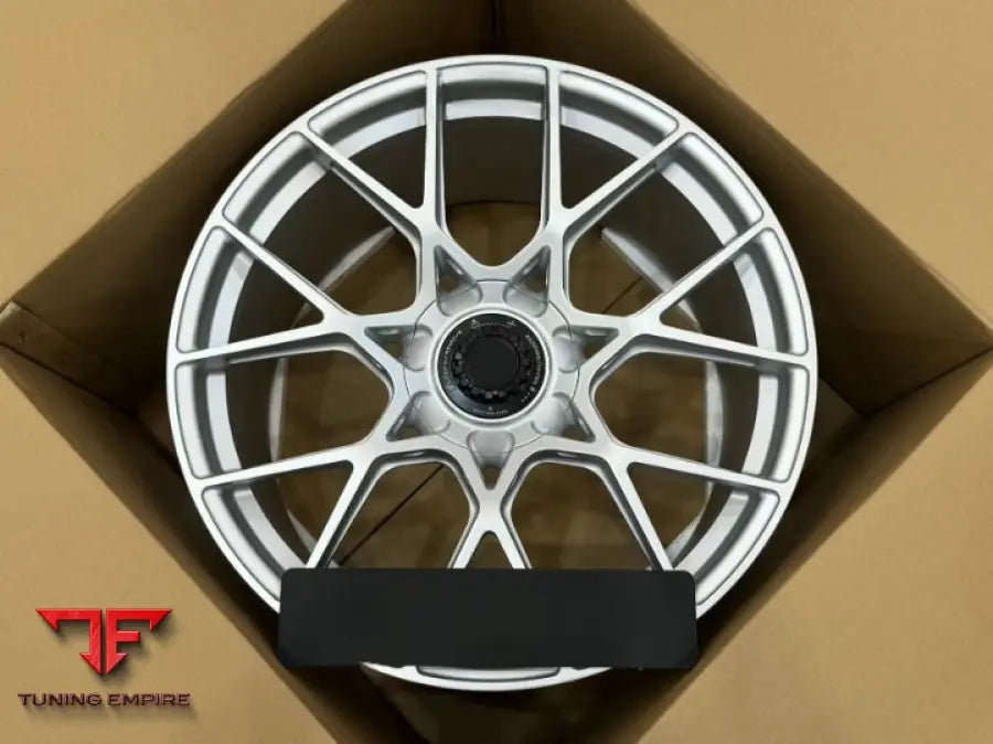 PORSCHE 718 CAYMAN GT4RS WHEELS