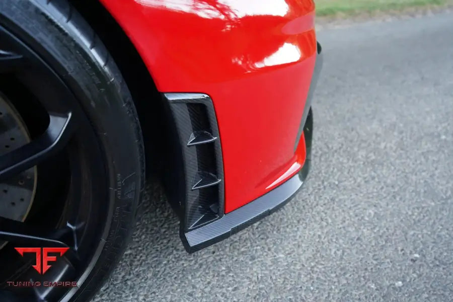 Porsche 718 GT4 splitter end vent fitted