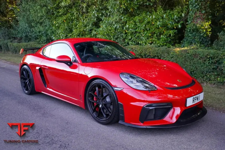 Porsche 718 GT4 Spyder carbon front end fitted