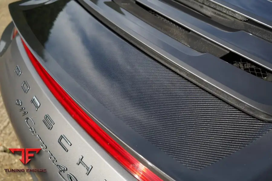 Porsche 911 991.1 carbon package detail