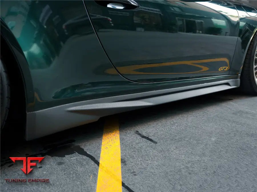 PORSCHE 911 / 991.2 GT3 ONLY BKSS STYLE CARBON FIBER SIDE SKIRTS BSD