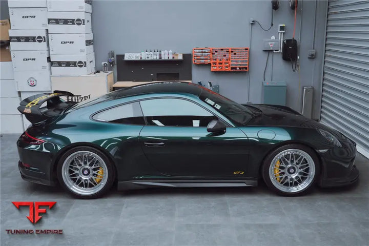 PORSCHE 911 / 991.2 GT3 ONLY BKSS STYLE CARBON FIBER SIDE SKIRTS BSD
