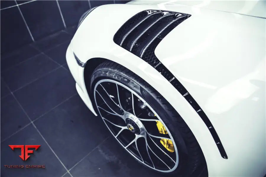 PORSCHE 911 / 991.2 TURBOS GT3RS STYLE PARTIAL CARBON FIBER FENDER BSD