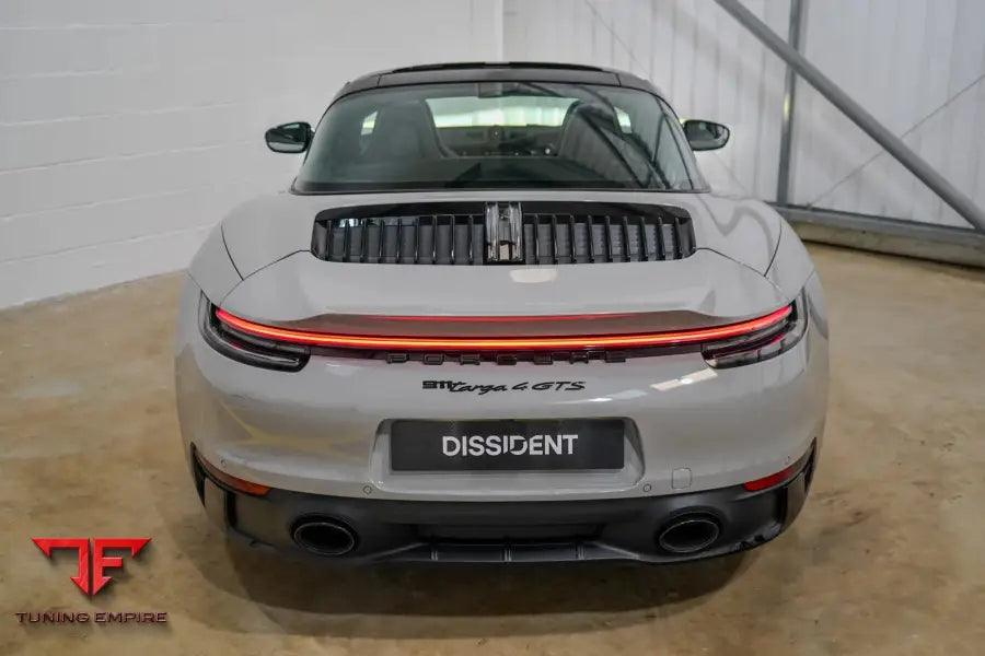 Porsche 911 992.1 Targa carbon mini ducktail