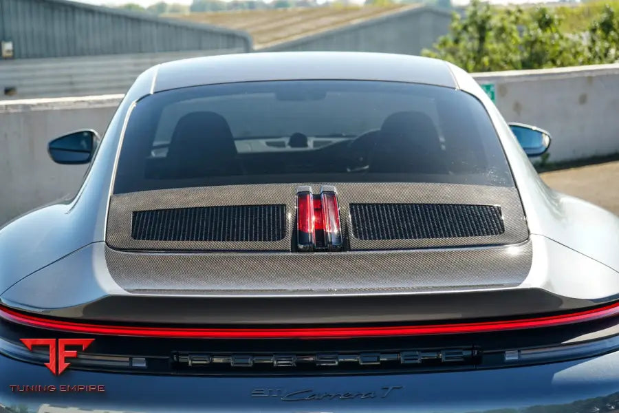 Porsche 911 992.2 carbon engine cover