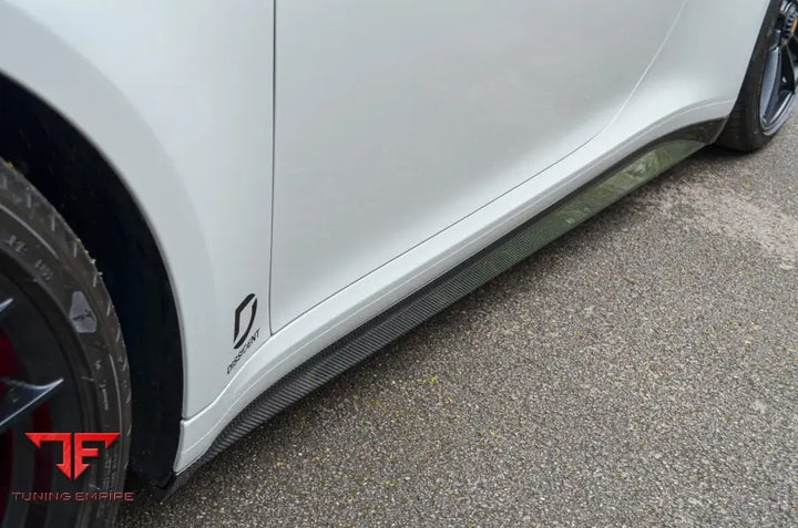 Porsche 911 992.2 carbon side sills