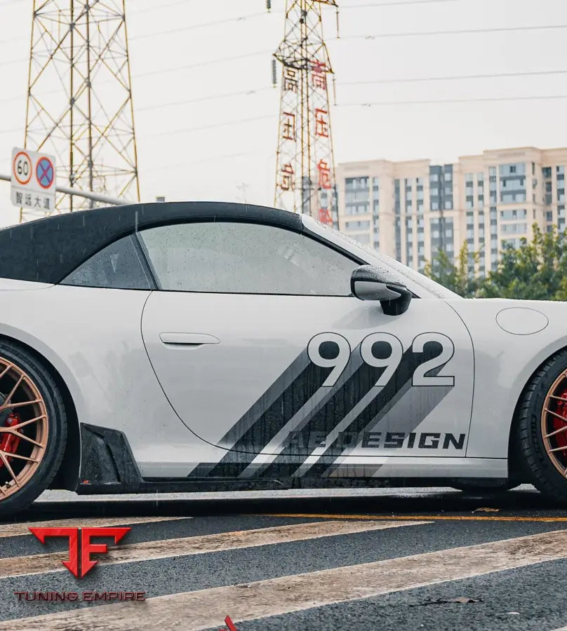 Porsche 911 992 AE side skirts