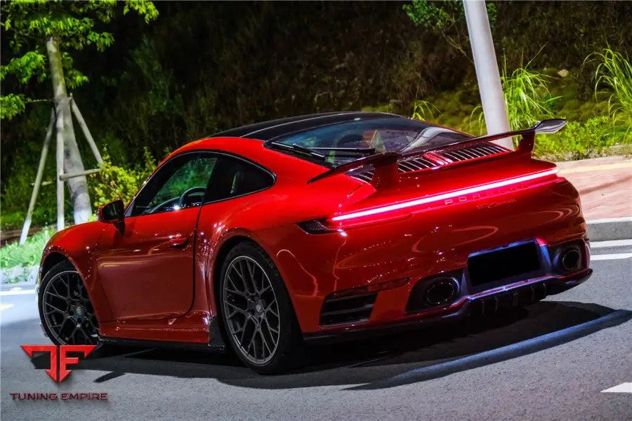 PORSCHE 911 / 992 CARRERAS44S SD STYLE TRUNK SPOILER BSD