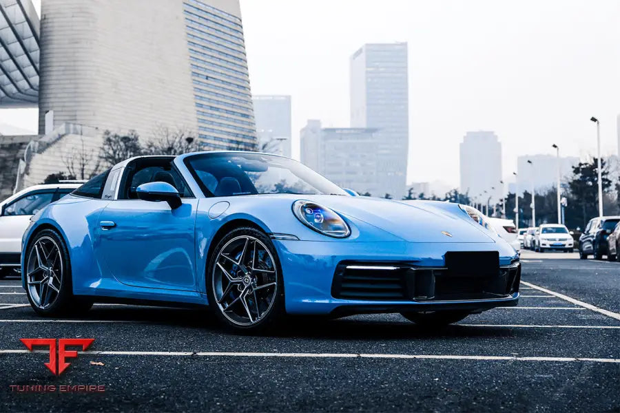 PORSCHE 911 / 992 CARRERA S & 4 & 4S & TARGA & CABRIOLET BKSS STYLE FRONT MIDDLE LIP BSD